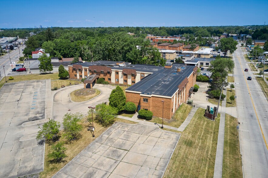 More Photos Of 16231 Broadway Ave, Maple Heights Assisted Living For Lease