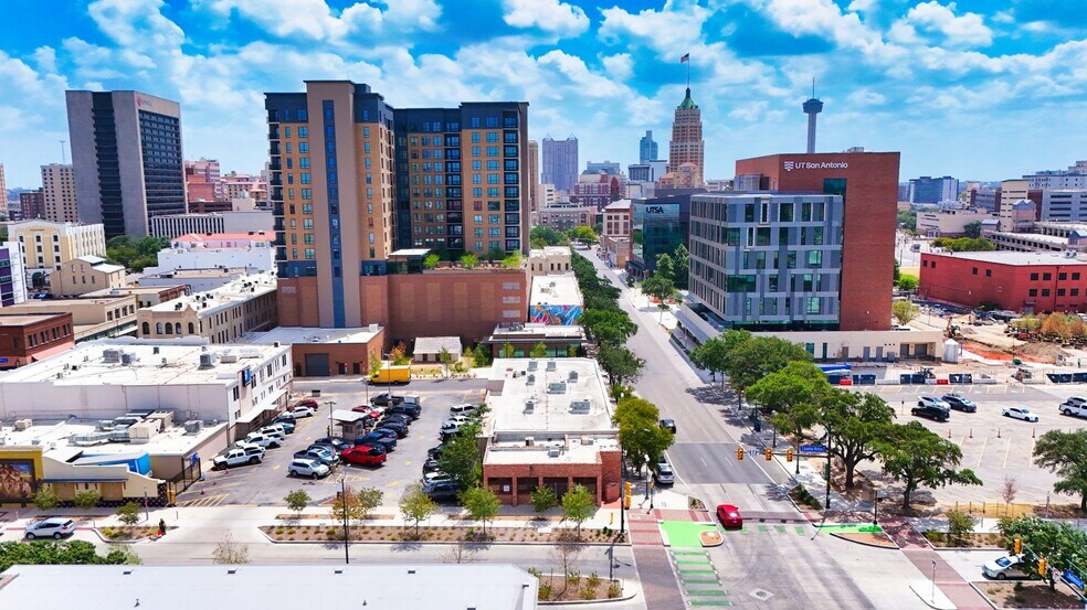 More Photos Of 717 Dolorosa St, San Antonio Office For Lease