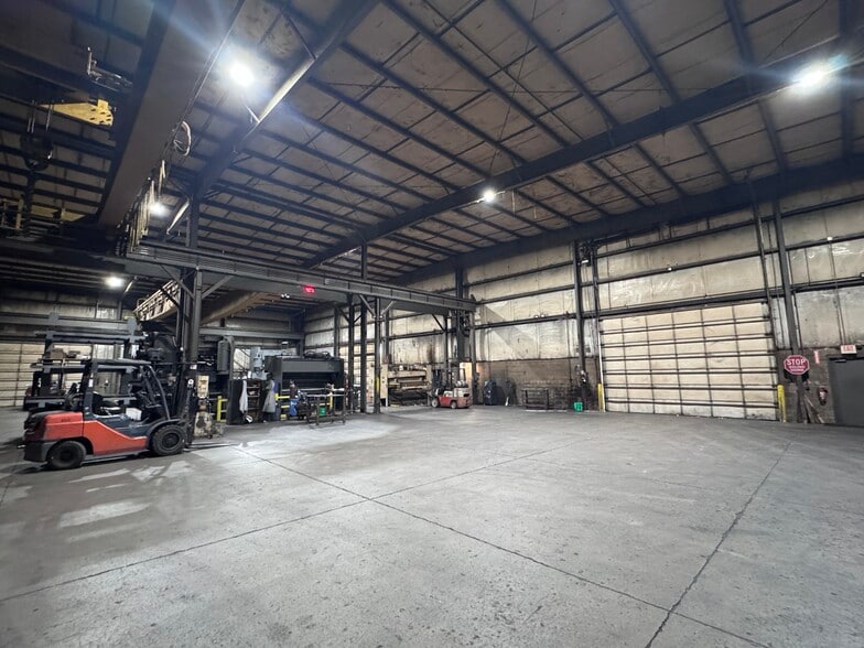 More Photos Of 3345 Fort Harrison Rd, Terre Haute Warehouse For Sale