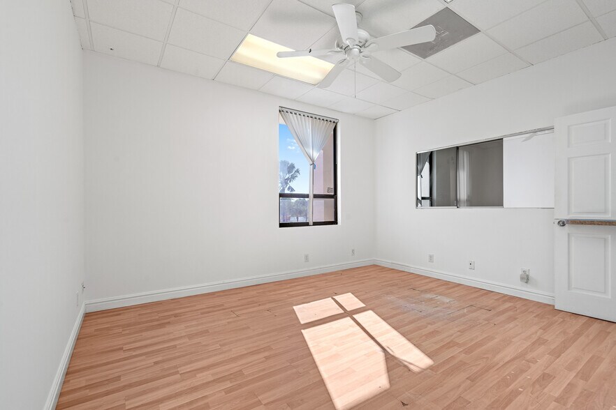 More Photos Of 3003 S Congress Ave, Lake Worth Medical For Sale