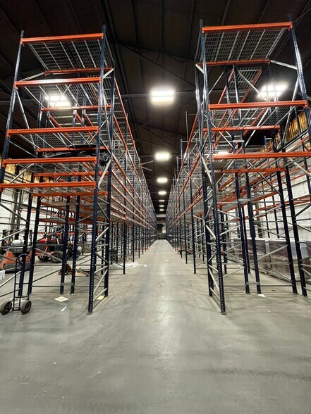More Photos Of 595 Hague St, Rochester Warehouse For Lease