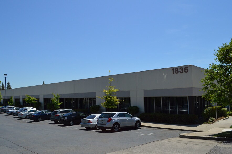 More Photos Of 1836 Sierra Gardens Dr, Roseville Research And Development For Lease