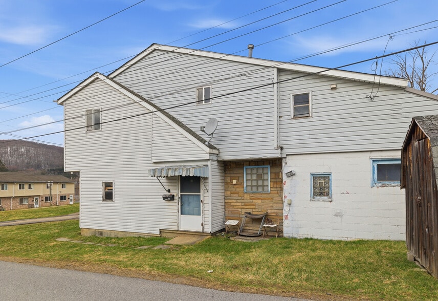 More Photos Of 730 N Main St, Port Allegany Hotel For Sale