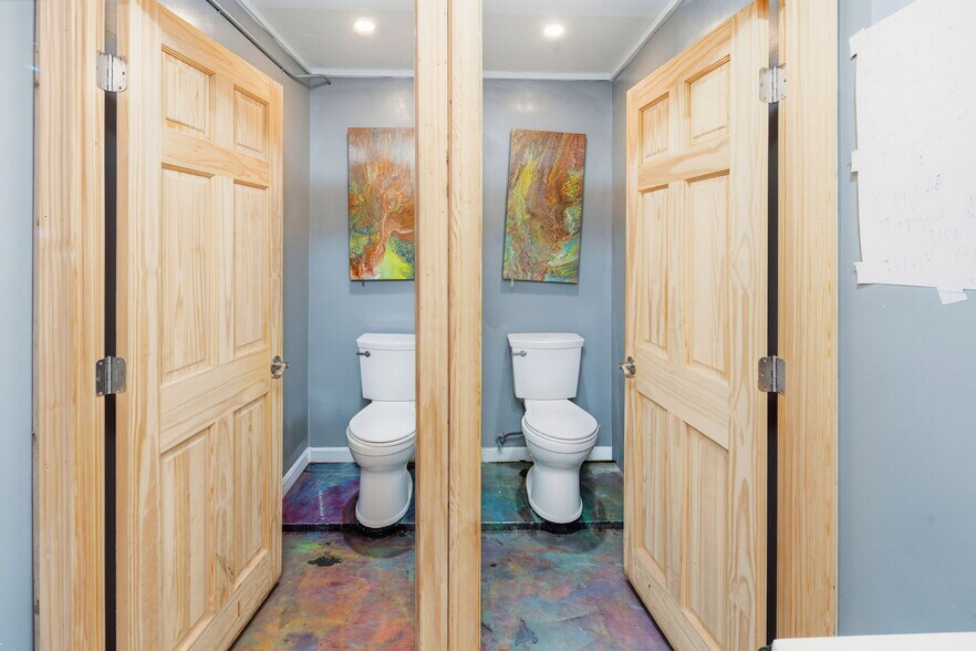 More Photos Of 165-167 Poe St, Providence Freestanding For Sale