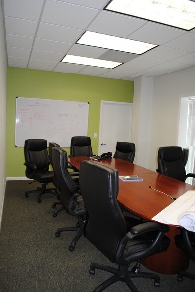 More Photos Of 108 Martin Ct, Trinity Office For Sale