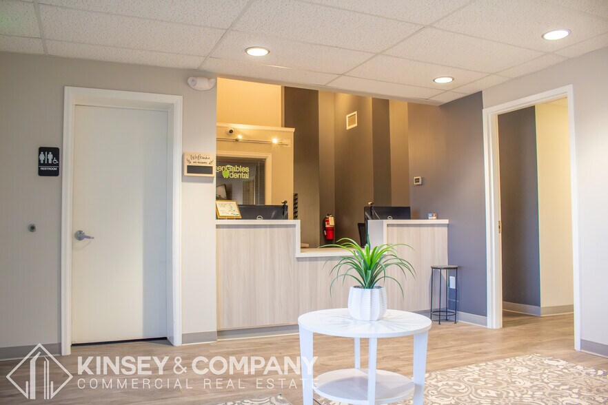 More Photos Of 7586 W Jewell Ave, Lakewood Medical For Sale