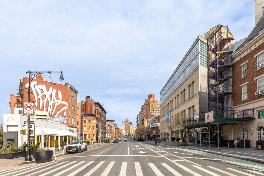 More Photos Of 117 7th Ave S, New York Storefront For Lease