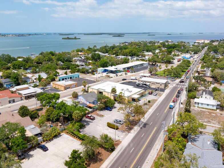 More Photos Of 1610 N Myrtle Ave, Clearwater Office For Sale