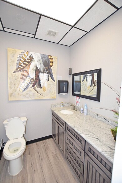 More Photos Of 2250 Dixie Blvd, Odessa Industrial For Sale