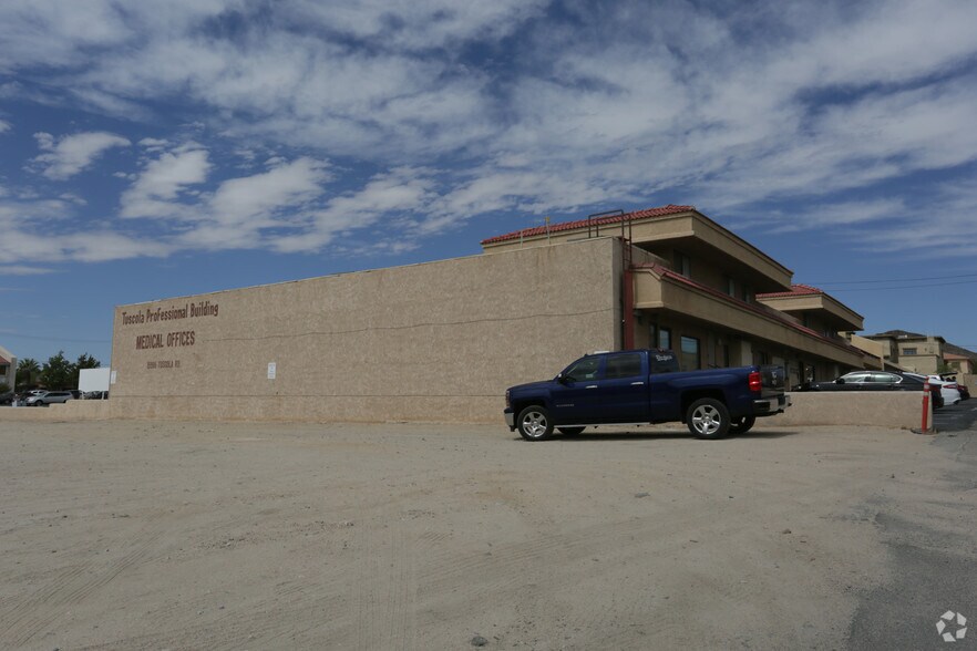 More Photos Of 15995 Tuscola Rd, Apple Valley Medical For Lease