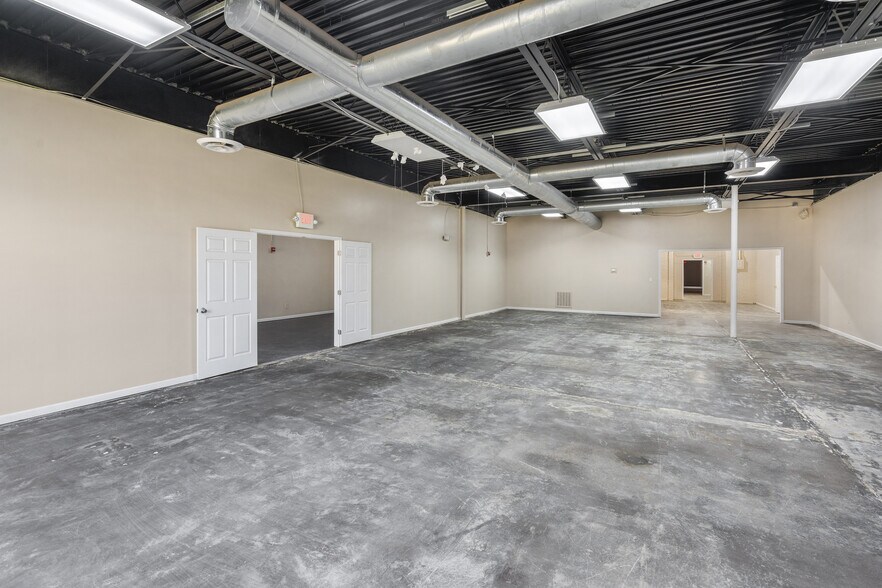 More Photos Of 3955 Highway 53, Hoschton Freestanding For Sale
