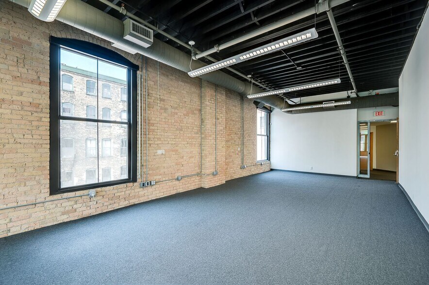 More Photos Of 211 N 1st St, Minneapolis Loft Creative Space For Lease