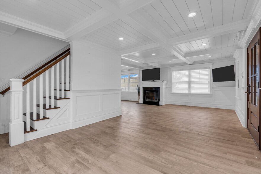 More Photos Of 804 State Route 71, Spring Lake Office Residential For Lease