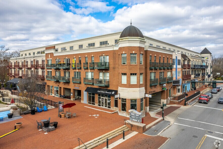 Primary Photo Of 121 Mill St, Gahanna Apartments For Lease