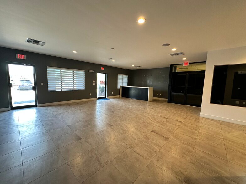 More Photos Of 2922 N State Road 7, Margate Storefront Retail Office For Sale