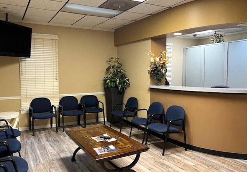 More Photos Of 900 N Hairston Rd, Stone Mountain Medical For Lease