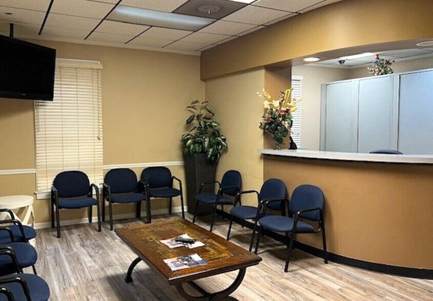 More Photos Of 900 N Hairston Rd, Stone Mountain Medical For Lease