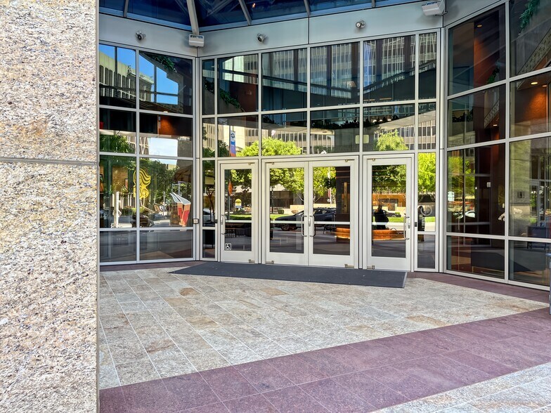 More Photos Of 500 Capitol Mall, Sacramento Coworking Space