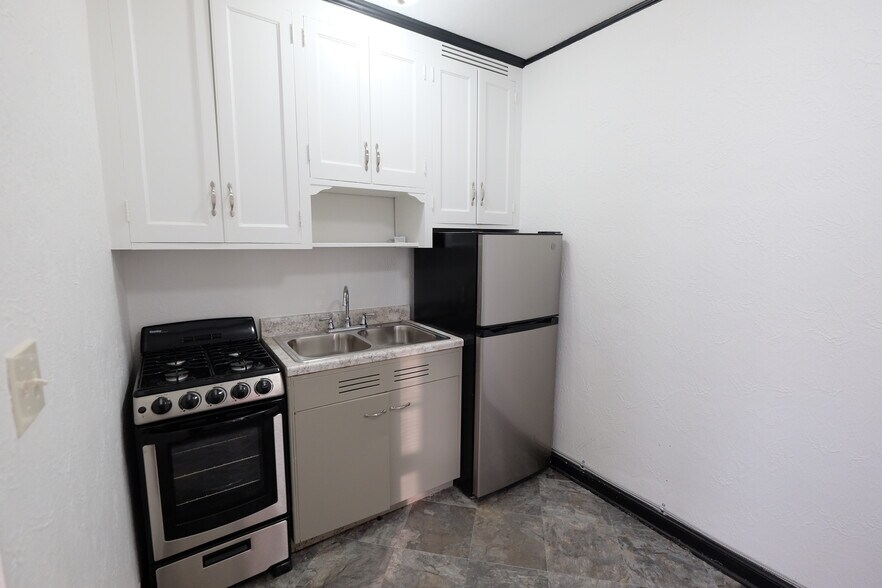 More Photos Of 3322 Blaisdell Ave, Minneapolis Apartments For Sale