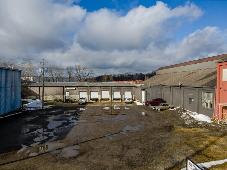 More Photos Of 2424 Columbus Rd, Springfield Warehouse For Sale