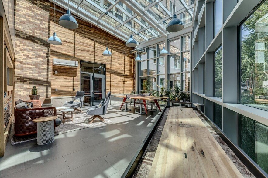 More Photos Of 1280 Harrison St, Seattle Apartments For Lease