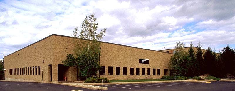 More Photos Of 4 Pearl Ct, Allendale Manufacturing For Sale