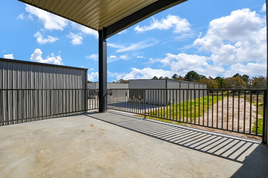 More Photos Of 5713 13th St, Katy Unknown For Lease