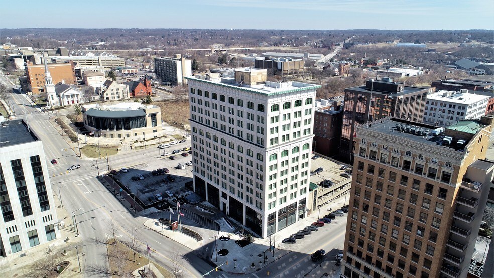 44 E Federal St, Youngstown, OH 44503 Hospitality For Lease