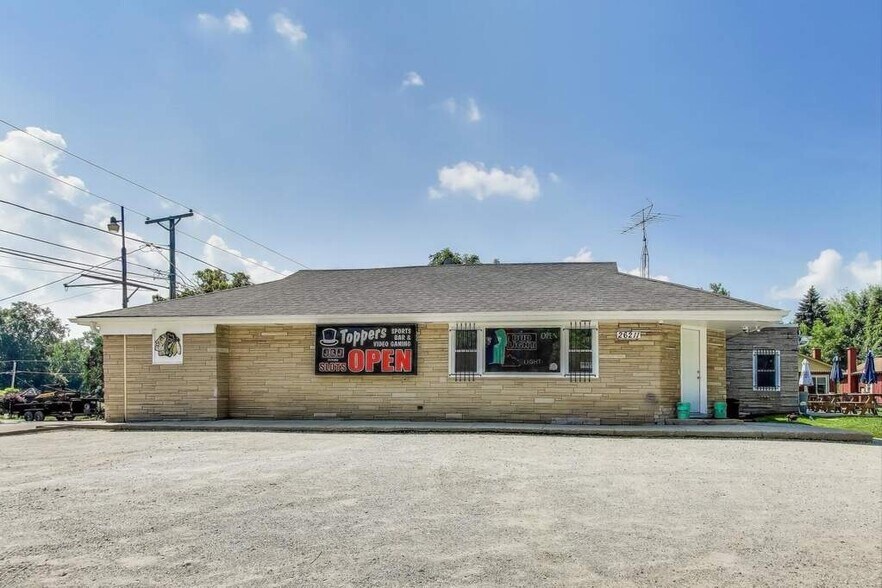 Primary Photo Of 26211 W IL Route 173, Antioch Restaurant For Sale