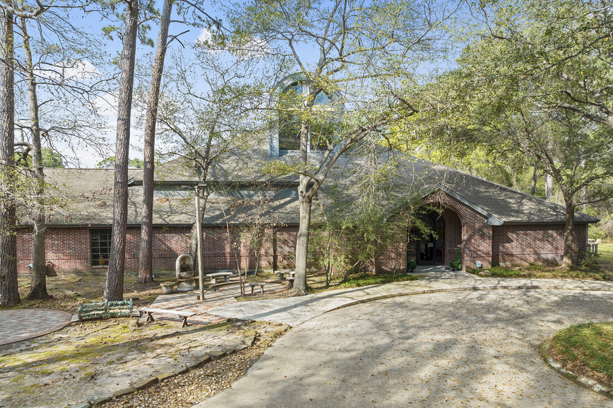 Primary Photo Of 1202 N Millbend Dr, Spring Religious Facility For Sale