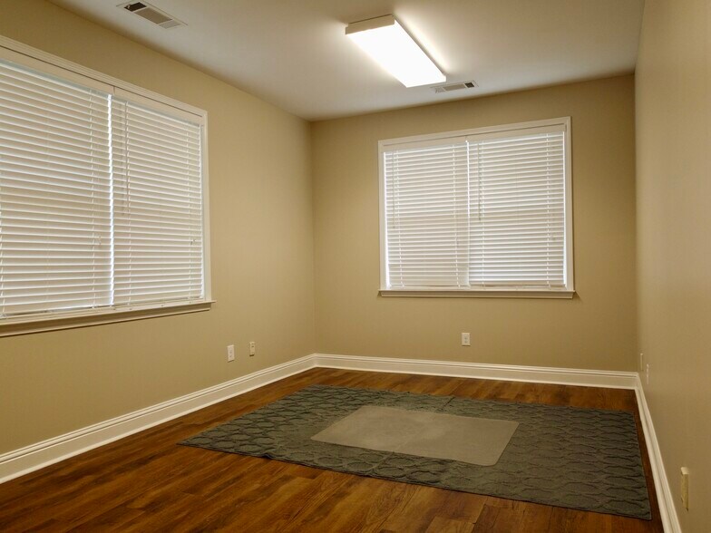 More Photos Of 2151 Eatonton Rd, Madison Office Residential For Lease