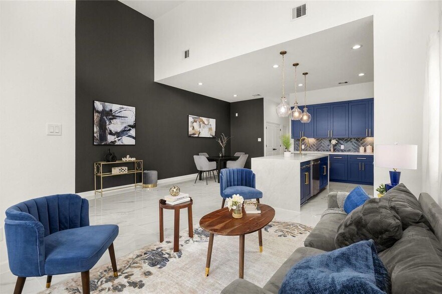 More Photos Of 5602 Pershing St, Houston Apartments For Sale