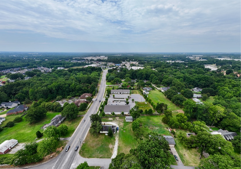 More Photos Of 309 Hwy 14, Simpsonville Storefront Retail Office For Lease