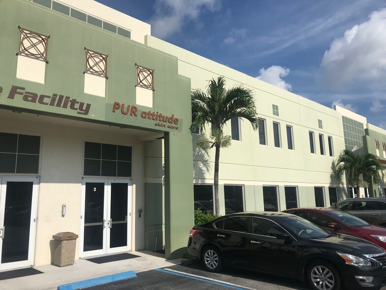 More Photos Of 1200 S Rogers Cir, Boca Raton Warehouse For Lease