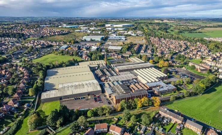 More Photos Of 1-9 Flanshaw Ln, Wakefield Warehouse For Lease