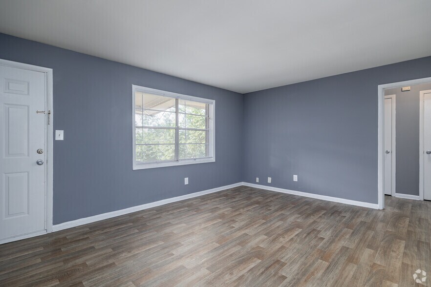More Photos Of 1988 Plaza Ln SW, Atlanta Apartments For Sale