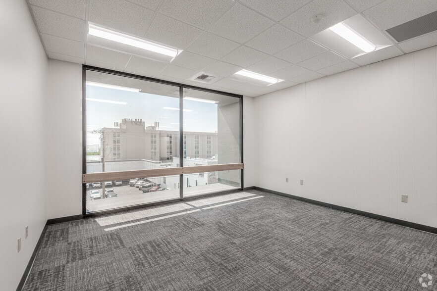 More Photos Of 449 S Virginia St, Reno Medical For Lease