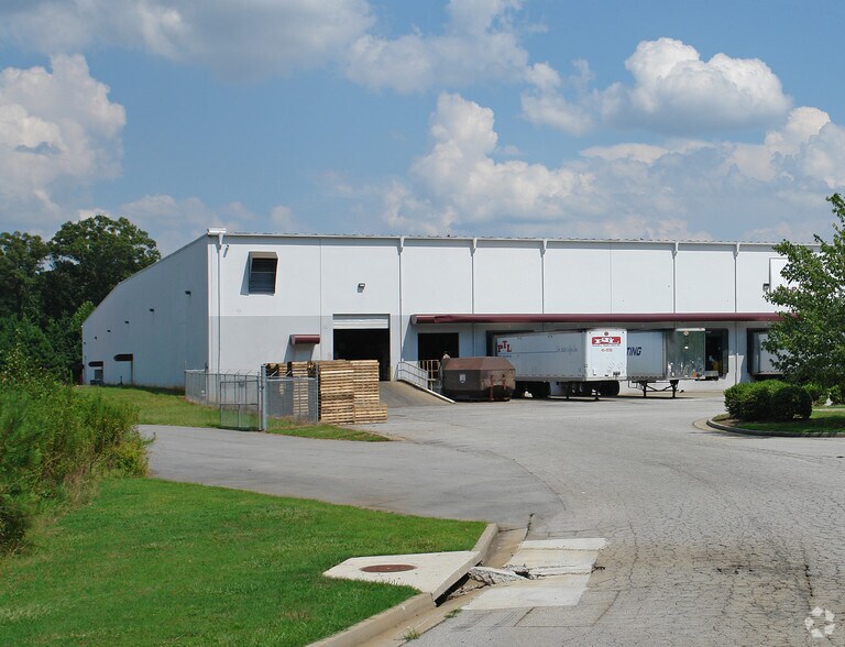 More Photos Of 1401 Blairs Bridge Rd, Lithia Springs Warehouse For Lease