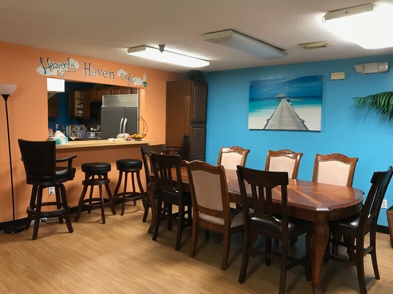 More Photos Of 547 High St, Daytona Beach Office For Sale