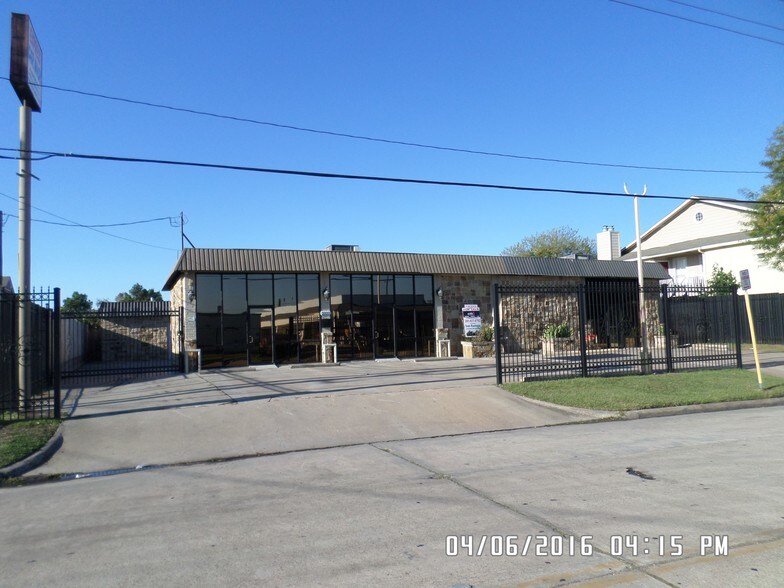 More Photos Of 2222 Cypress Landing Dr, Houston Storefront Retail Office For Sale