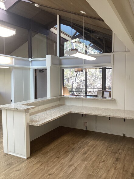 More Photos Of 84 Santa Rosa St, San Luis Obispo Medical For Lease