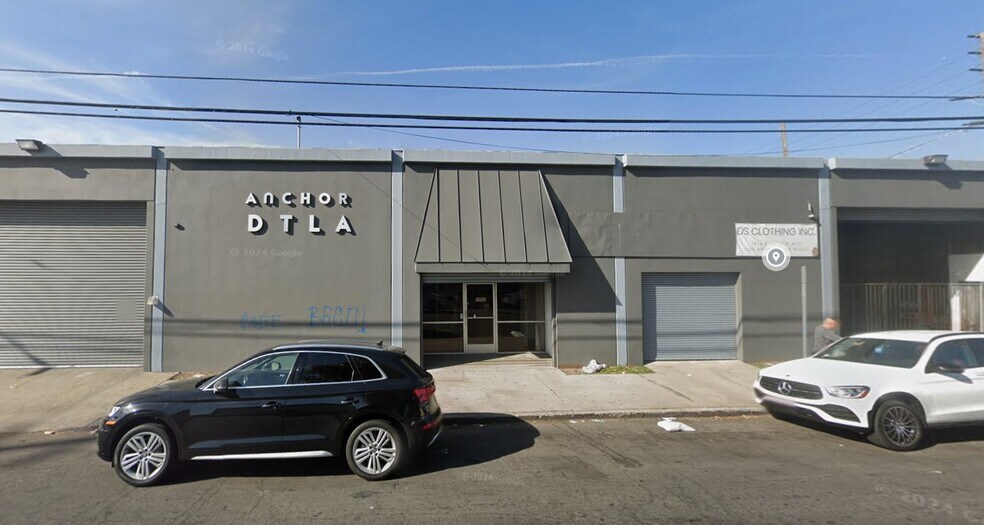 More Photos Of 1016 E 14th Pl, Los Angeles Warehouse For Lease