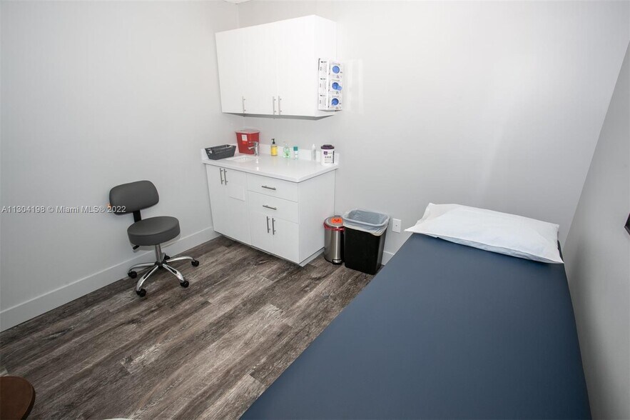 More Photos Of 1806 N Flamingo Rd, Pembroke Pines Medical For Lease