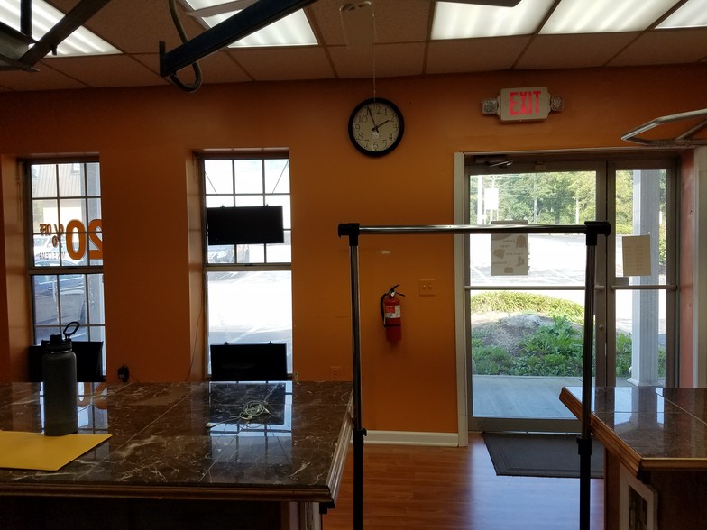 More Photos Of 13613-13637 Annapolis Rd, Bowie Storefront For Sale