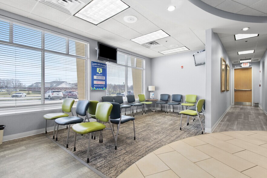 More Photos Of 200 City Hill Dr, London Medical For Sale