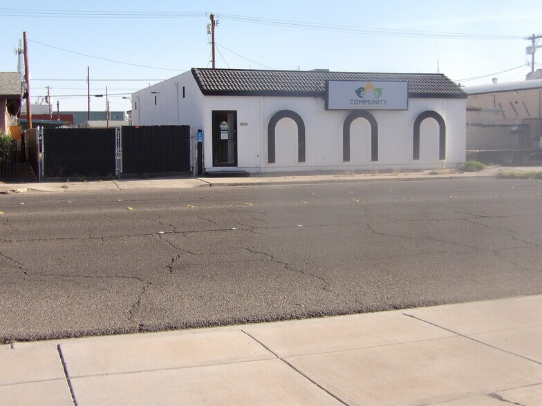 Primary Photo Of 765 Broadway Ave, El Centro Medical For Sale