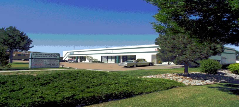 More Photos Of 261 Airport Blvd, Aurora Warehouse For Lease