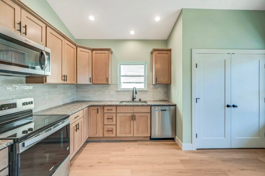 More Photos Of , Scranton Multifamily For Sale