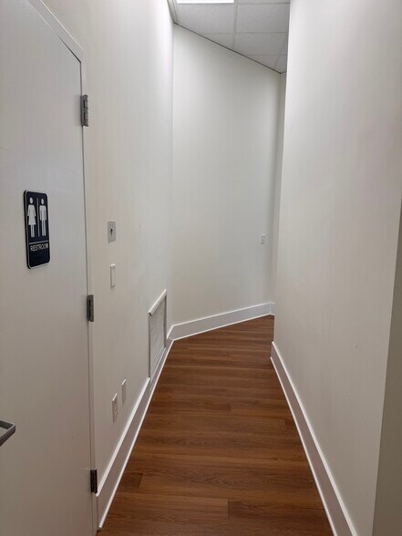 More Photos Of 1952 Long Grove Dr, Mount Pleasant Storefront Retail Office For Lease