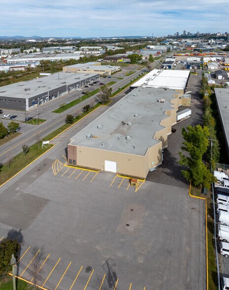 More Photos Of 2181-2211 Rue Léon-Harmel, Québec Light Distribution For Lease